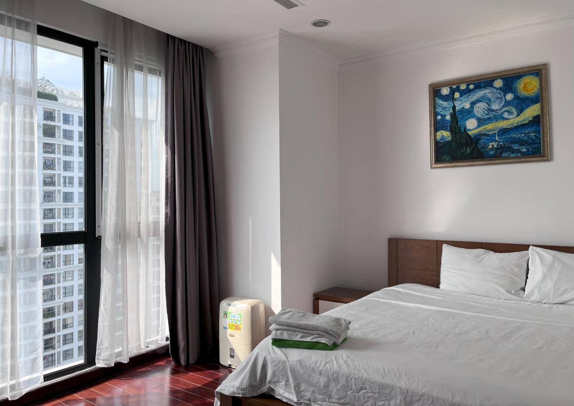 Căn hộ Vinhomes Royal Luxury 3br Hà Nội