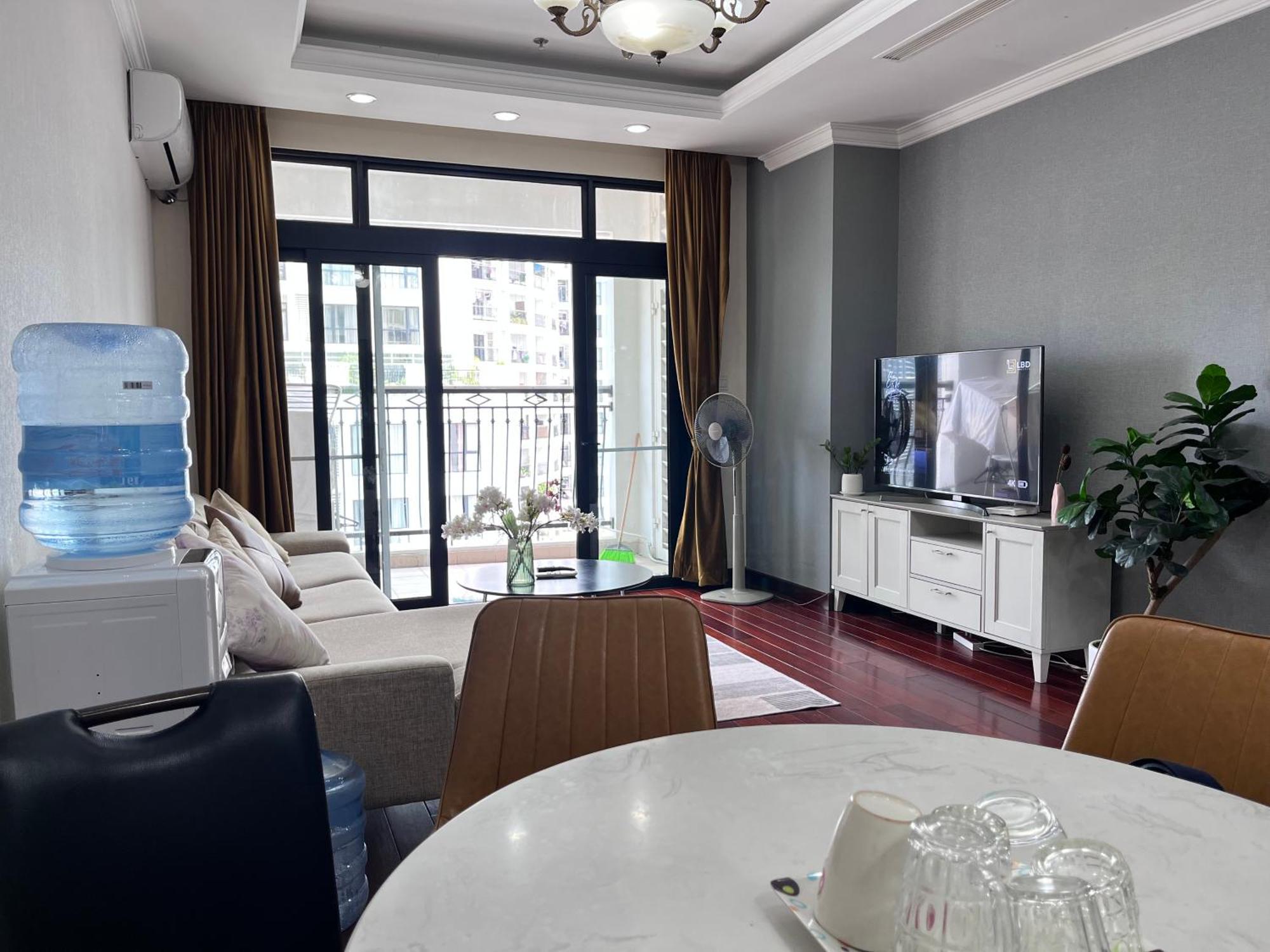 Căn hộ Vinhomes Royal Luxury 3br