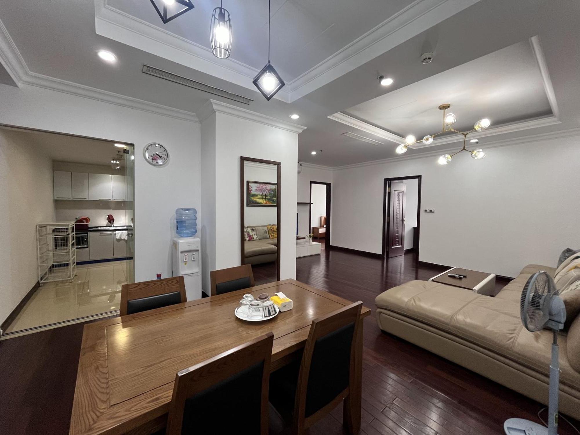 Vinhomes Royal Luxury 3br Căn hộ Hà Nội